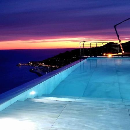 Villa Sabrina Riviera Dei Fiori A Picco Sul Mare Con Piscina Privata ,Wellness & Spa Империя Экстерьер фото