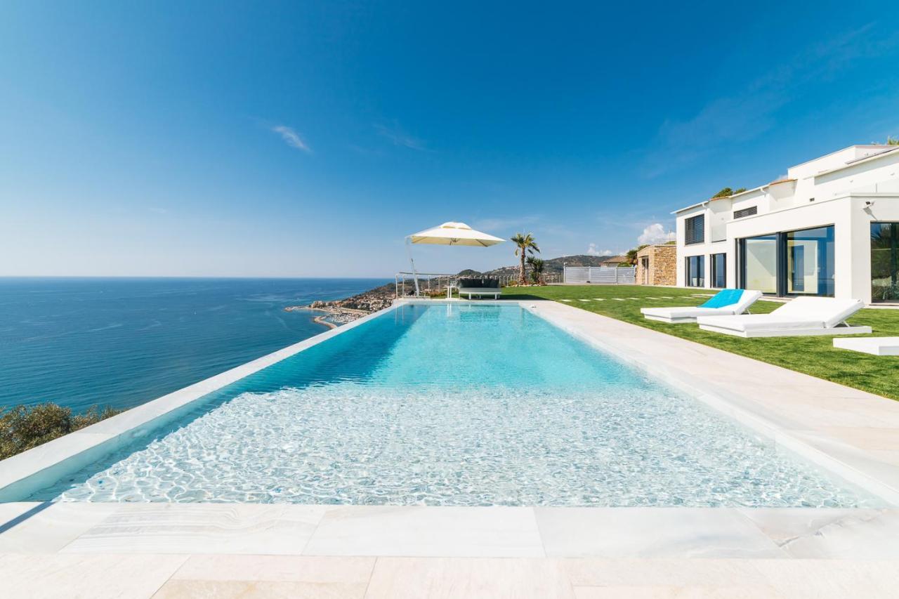 Villa Sabrina Riviera Dei Fiori A Picco Sul Mare Con Piscina Privata ,Wellness & Spa Империя Экстерьер фото