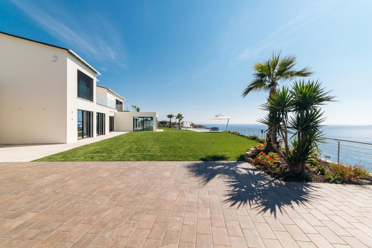 Villa Sabrina Riviera Dei Fiori A Picco Sul Mare Con Piscina Privata ,Wellness & Spa Империя Экстерьер фото