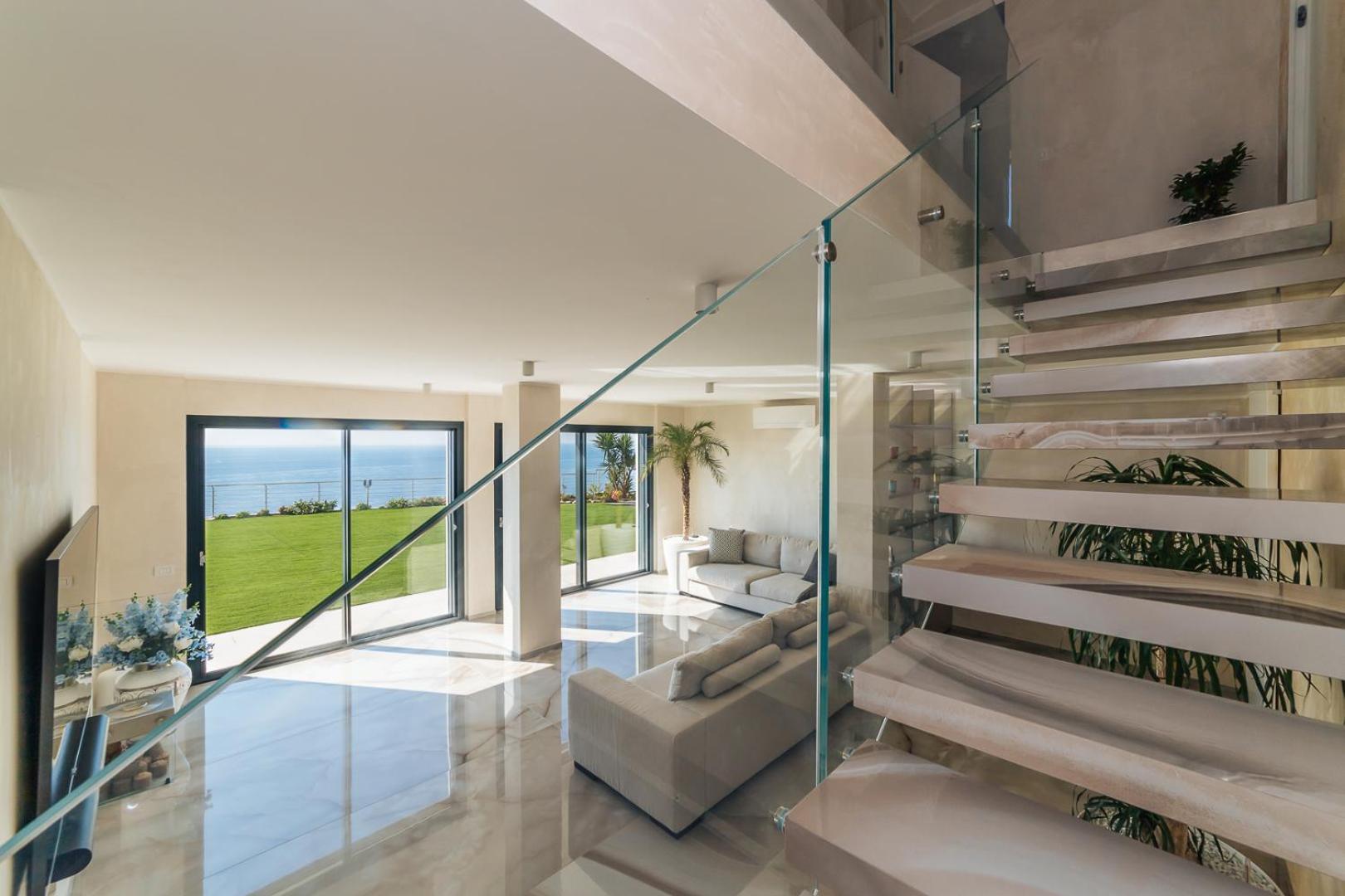 Villa Sabrina Riviera Dei Fiori A Picco Sul Mare Con Piscina Privata ,Wellness & Spa Империя Экстерьер фото